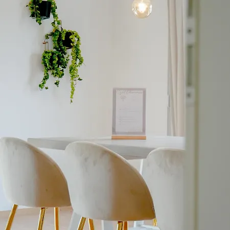 Modernes Wohnen In Apartment *
